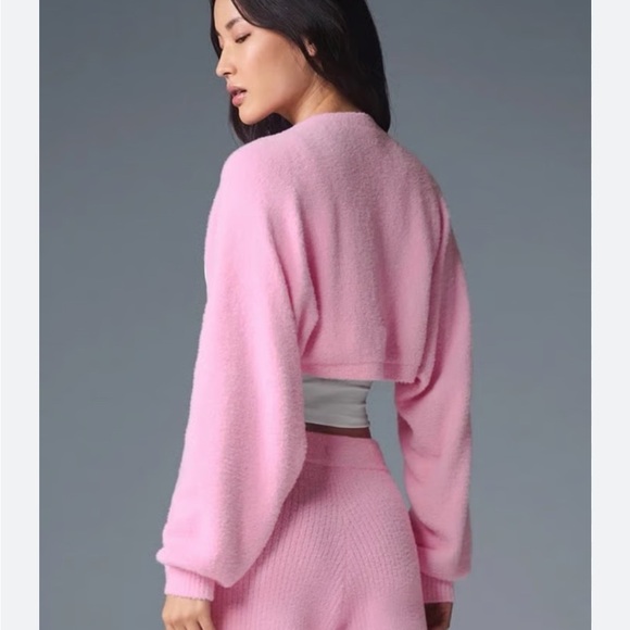 LIKE NEW ALO Snuggle Up Sweater Shawl, Sweet Pink, OS - Picture 4 of 4